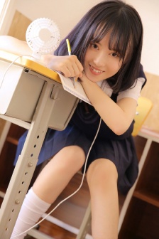 美剧亢奋第一季剧情介绍
